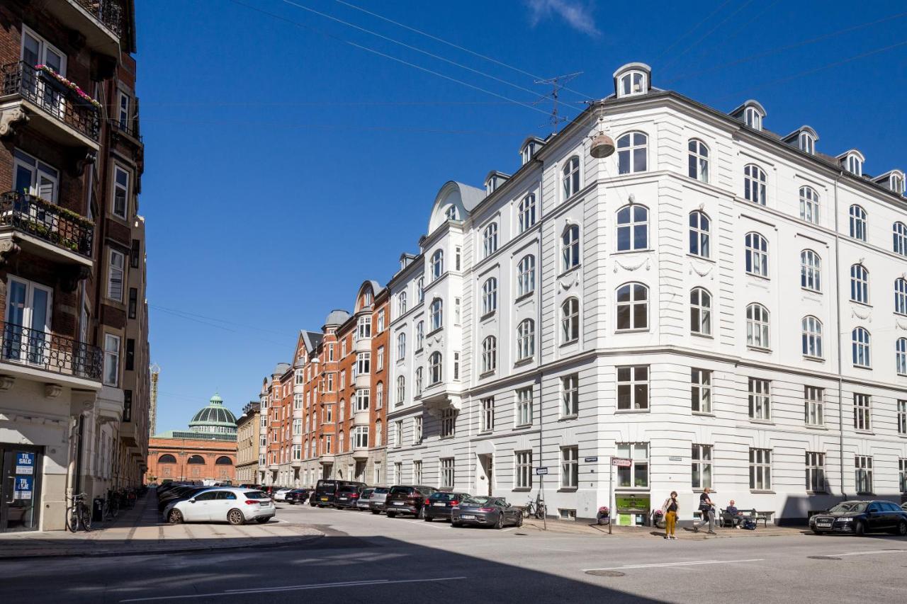 Lovely 3Br Manor Apartment 5 Min From Tivoli Gardens Kopenhagen Buitenkant foto