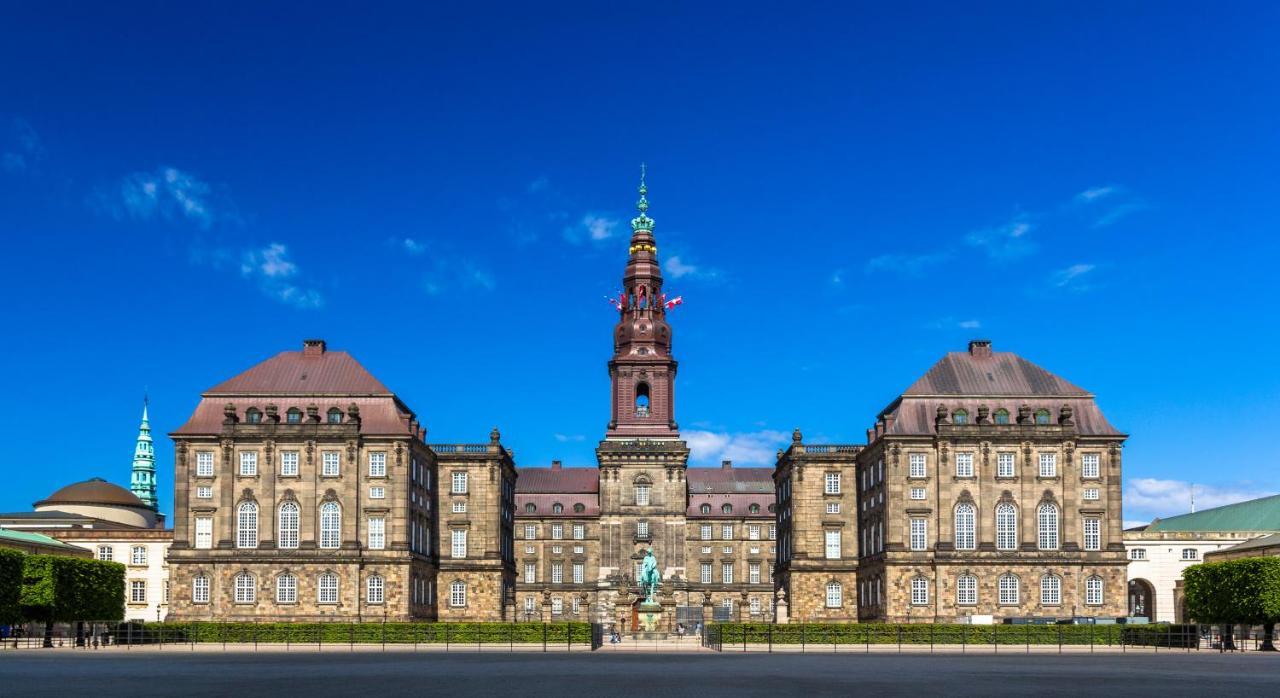 Lovely 3Br Manor Apartment 5 Min From Tivoli Gardens Kopenhagen Buitenkant foto