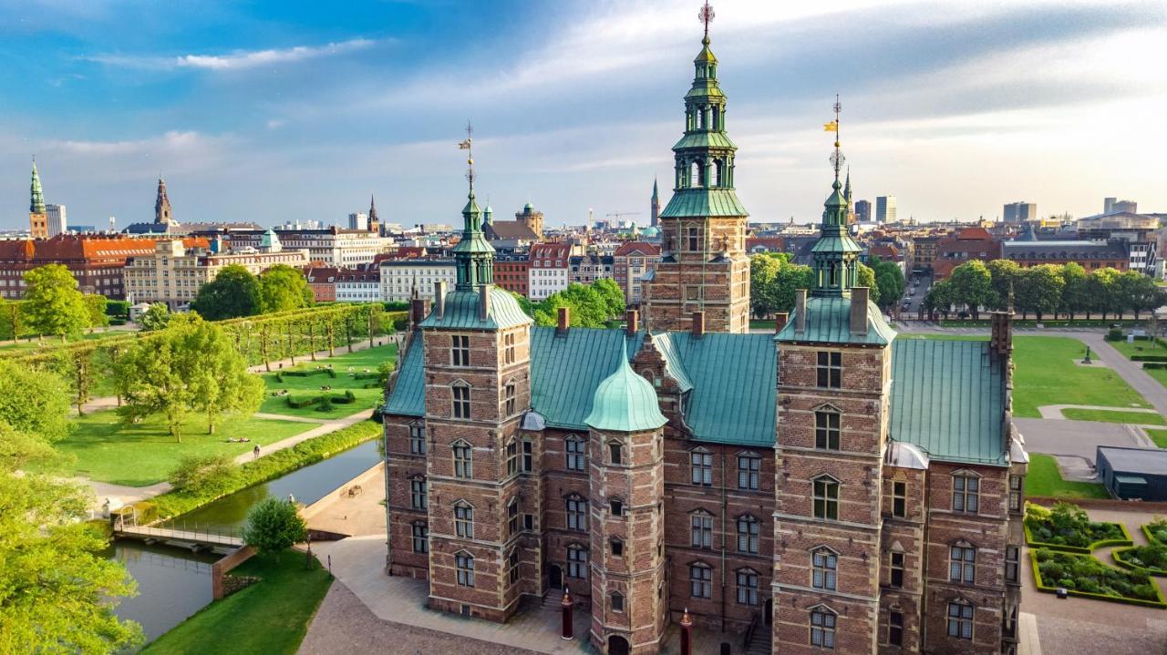 Lovely 3Br Manor Apartment 5 Min From Tivoli Gardens Kopenhagen Buitenkant foto