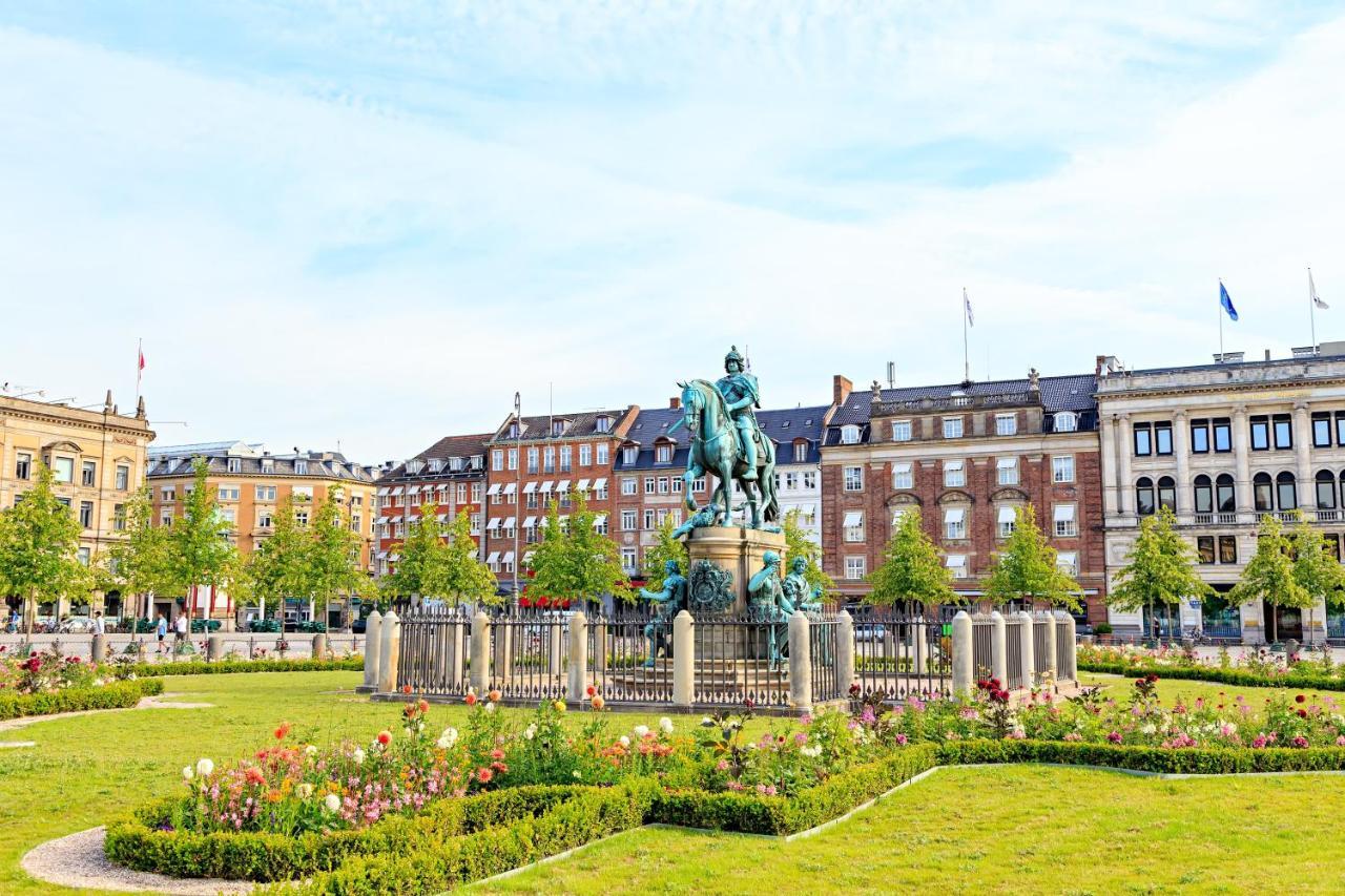 Lovely 3Br Manor Apartment 5 Min From Tivoli Gardens Kopenhagen Buitenkant foto