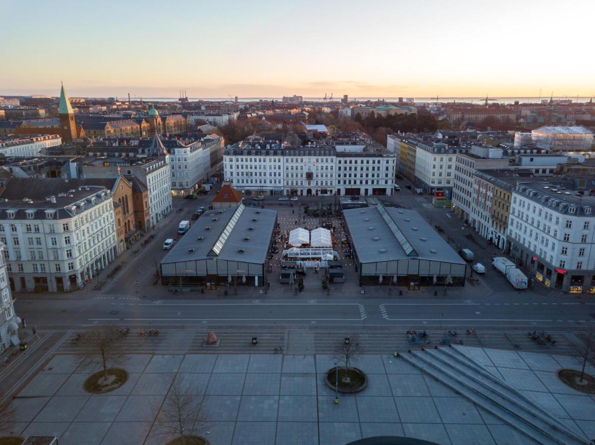 Lovely 3Br Manor Apartment 5 Min From Tivoli Gardens Kopenhagen Buitenkant foto