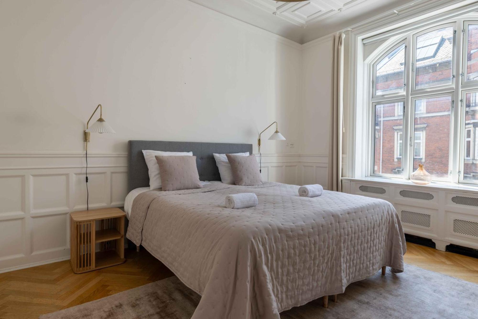 Lovely 3Br Manor Apartment 5 Min From Tivoli Gardens Kopenhagen Buitenkant foto
