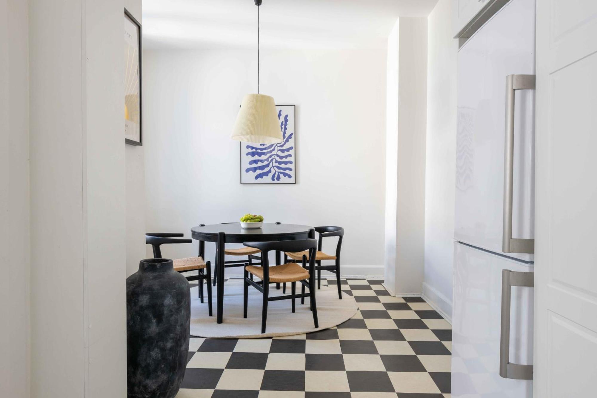 Lovely 3Br Manor Apartment 5 Min From Tivoli Gardens Kopenhagen Buitenkant foto